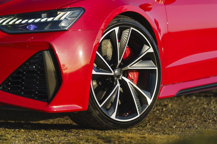 Колеса Audi RS7 Sportback 2020 года  (UK) (фото 36 из 118)